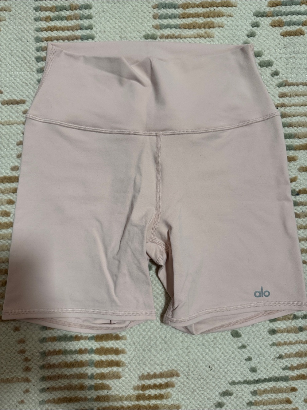 ALO Yoga High-Rise Bike Shorts in Light Blush
